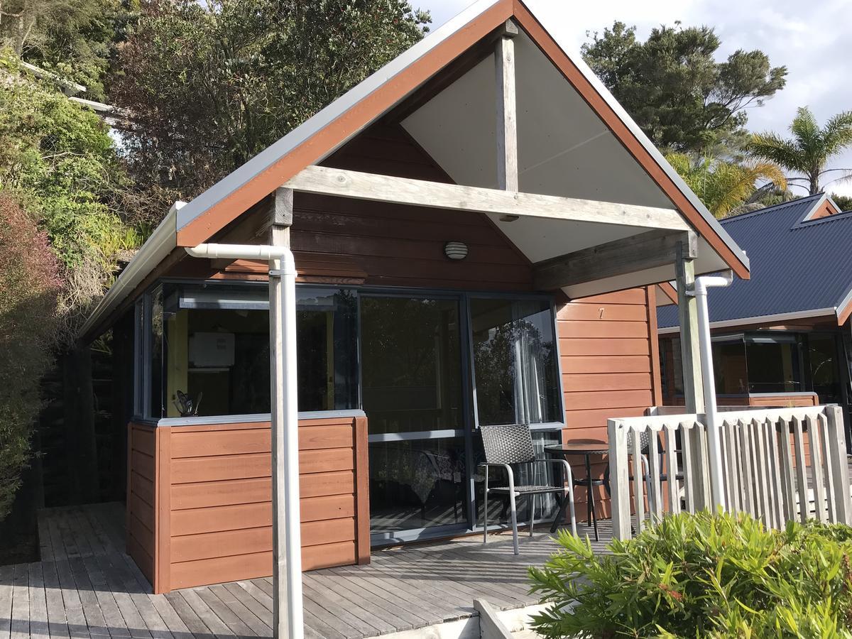 Bay Cabinz Motel Пайхия Екстериор снимка